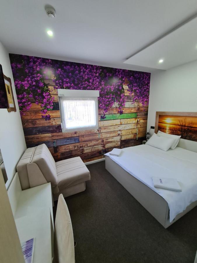 Garni Hotel & Spa Nicolo Kruševac Eksteriør billede